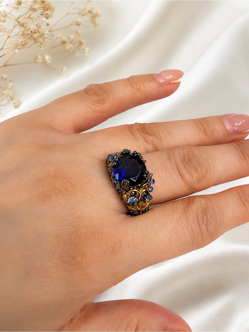 Vintage Blue Crystal Statement Ring – Gold & Gunmetal Tone - Picture 3 of 3